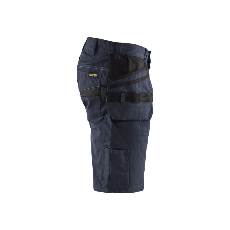 Service short met spijkerzakken
