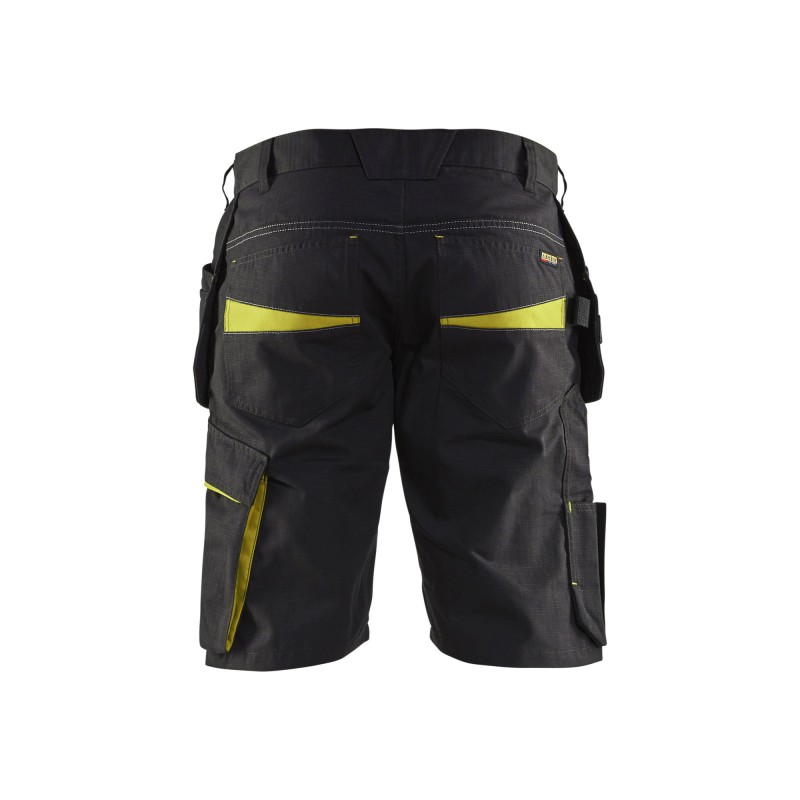 Service short met spijkerzakken